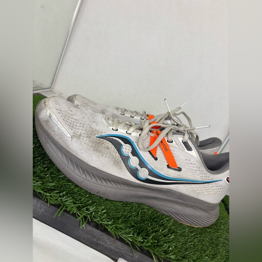 Saucony Guide 16 S20810-85 Sneakers Men's 13 White/Gravel Running Shoes